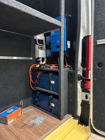 biwak egyedi lakoauto epites gyartas fiat ducato turo lakoauto 2024 epul 029B5011F00 096B 4CE7 EBFC 4F9977C213C2