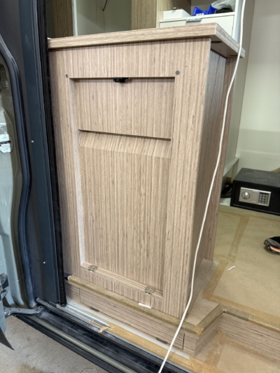 biwak egyedi laoauto keszites gyartas mercedes benz sprinter 4x4 lakoauto 2026 epul 02426ABA125 F450 4BD4 BF55 09D01FD88329 biwak egyedi laoauto keszites gyartas mercedes benz sprinter 4x4 lakoauto 2026 epul 02426ABA125 F450 4BD4 BF55 09D01FD88329