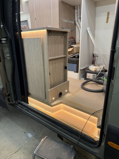 biwak egyedi laoauto keszites gyartas mercedes benz sprinter 4x4 lakoauto 2026 epul 0312DC24713 1679 F490 8AF1 A252B5035AED biwak egyedi laoauto keszites gyartas mercedes benz sprinter 4x4 lakoauto 2026 epul 0312DC24713 1679 F490 8AF1 A252B5035AED
