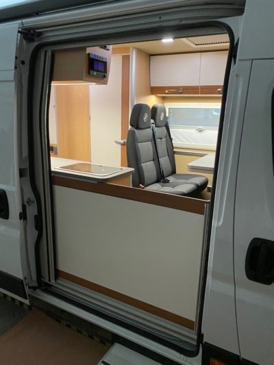 biwak lakoauto epites gyartas fiat ducato lakoauto 2022 pg kesz 031B91553F7 475F 290D 89DD 2F32DFABA28F