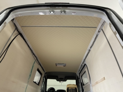 biwak lakoauto epites gyartas mercedes benz lakoauto 2023 epul 011BB6523E9 7E68 848D 0F30 2995602C3C31