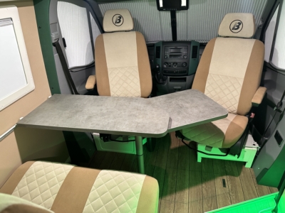 biwak lakoauto epites gyartas mercedes benz lakoauto 2023 kesz 0063DAACC6A 73E7 2353 01B3 F8F90C43D561