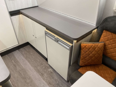 egyedi lakoauto epites atepites gyartas biwak 2021 mercedes benz sprinter kesz 026E1781FD9 6919 355C 4337 6CA78CA58BF9 egyedi lakoauto epites atepites gyartas biwak 2021 mercedes benz sprinter kesz 026E1781FD9 6919 355C 4337 6CA78CA58BF9