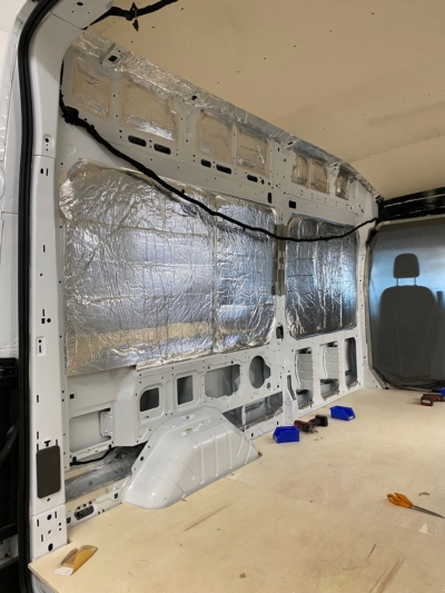 ford transit 2022 egyedi lakoauto gyartas keszites biwak epul 0002A3384CDF 386D 25DA A05E B76AC2EF9EC8