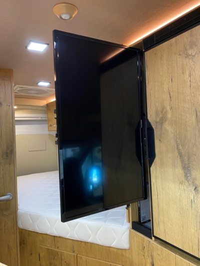 ford transit 2022 egyedi lakoauto gyartas keszites biwak kesz0027799A4A13 FC42 7BDC 3745 7DD8D5B89363