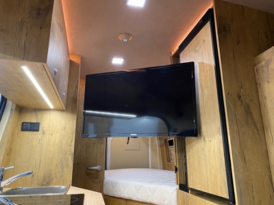 ford transit 2022 egyedi lakoauto gyartas keszites biwak kesz0028221915DB 5B91 E5BB E087 B1F7393BEE5A