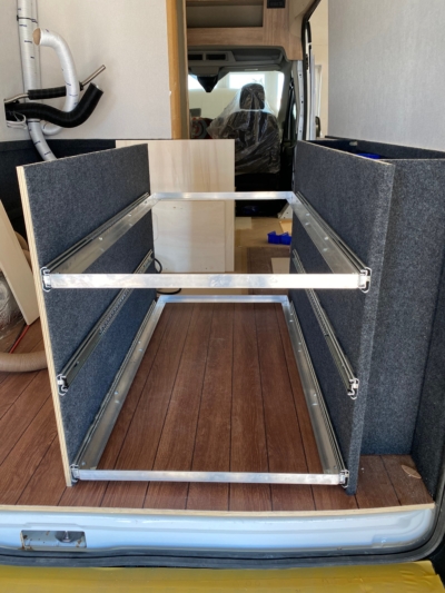 ford transit 2022 kg egyedi lakoauto gyartas keszites biwak epul 0006AF3CD9E0 A47E 8B1E 8570 6FA0501672EC