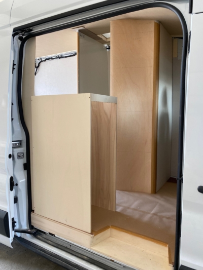 ford transit 2022 kg egyedi lakoauto gyartas keszites biwak epul 002349B3E7E9 DF9D 44F4 1336 CCA622AB3473