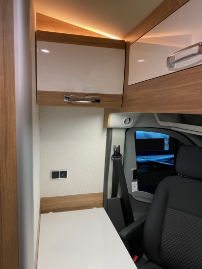 ford transit 2022 kg egyedi lakoauto gyartas keszites biwak kesz 00096AE19A16 9C5E 003F D5D5 9FFB1BF1D82A
