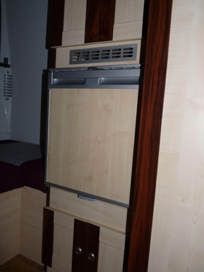 kempingauto biwak egyedi lakoauto gyartas fiat ducato 2010 kesz 00007E4E22E58 2B38 4155 324D C7F1962F02A8