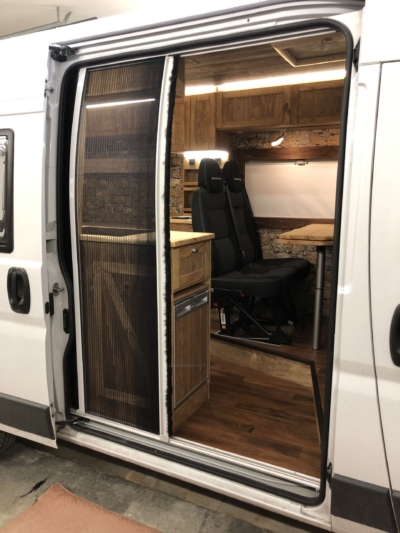 kempingauto biwak egyedi lakoauto gyartas fiat ducato hutte 2017 kesz 00020FFE67DB7 1B72 7CD9 04DC D2AD124DC44D