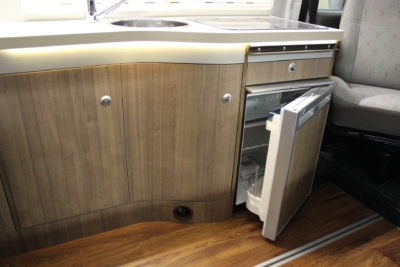 kempingauto biwak egyedi lakoauto gyartas vw t4 2006 kesz 00023CBE514C0 43C2 3810 18C7 33FC8DD4872B