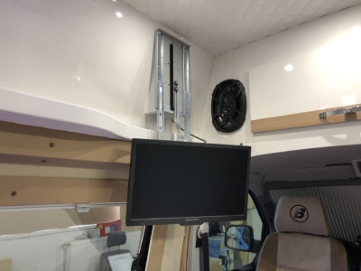 kempingauto biwak egyedi lakoauto gyartas vw t5 2018 kesz 000084EA965BB 9117 CB29 20CC 22DA14A5FCCA