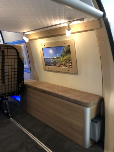 kempingauto biwak egyedi lakoauto gyartas vw t5 2018 kesz 0002154476A35 EF80 42B2 1280 E1249E0403D8