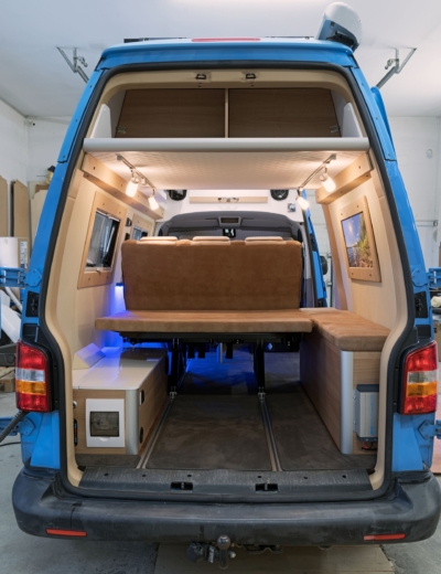 kempingauto biwak egyedi lakoauto gyartas vw t5 2018 kesz 00035F7D89FDC 9BD8 25F2 7E9B A4D847B2F371