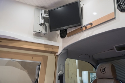 kempingauto biwak egyedi lakoauto gyartas vw t5 2018 kesz 000403F98E738 AF2B 8108 EC0A F1DBD46EF4AF