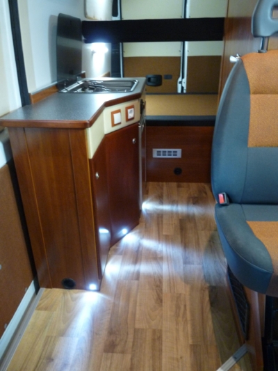 lakoauto biwak egyedi lakoauto gyartas fiat ducato 2009 kesz 00010C71918B9 68FB B037 9B58 24203669FDF4