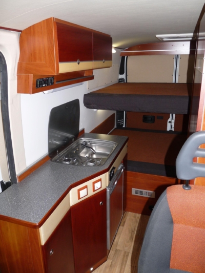 lakoauto biwak egyedi lakoauto gyartas fiat ducato 2009 kesz 000220184FC0B 71C3 E558 962E 24FB5548AD22