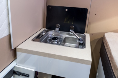 lakoauto biwak egyedi lakoauto gyartas fiat ducato 2019 kesz 00029B8461914 15A9 6093 4EF5 3E38F9654F4F
