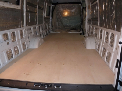 lakoauto biwak egyedi lakoauto gyartas iveco daily 2010 epul 0000381236BE5 275B CA4E 2D6D A706FC46E855
