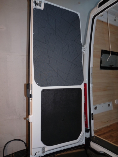 lakoauto biwak egyedi lakoauto gyartas iveco daily 2010 epul 00005B0B301F9 D07B 470B 7352 99302EF2EF16