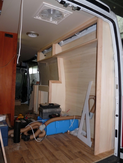 lakoauto biwak egyedi lakoauto gyartas iveco daily 2010 epul 00015DE2E5B44 6370 D4C7 0867 4F673DB0215D