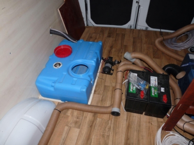 lakoauto biwak egyedi lakoauto gyartas iveco daily 2010 epul 0001749E2D4E7 27A3 D6D5 D283 7AC0297CA76F