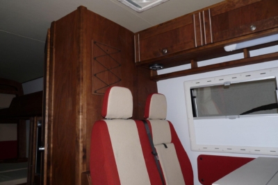 lakoauto biwak egyedi lakoauto gyartas vw crafter 2009 kesz 00023D1814807 8FEC CE73 7ED6 8957CFF6066A