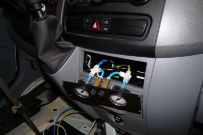 lakoauto biwak egyedi lakoauto gyartas vw crafter 2013 epul 000062DA9BBE8 212A 2CC9 46D8 16BD67817A3D