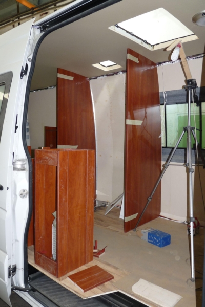 lakoauto biwak egyedi lakoauto gyartas vw crafter 2013 epul 00010AB9450BC 8B9C 2C50 3A26 17A5534A68FA