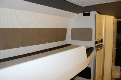 lakoauto biwak egyedi lakoauto gyartas vw crafter 2014 kesz 00020C4D282D0 8787 3B76 9474 31138502FC87