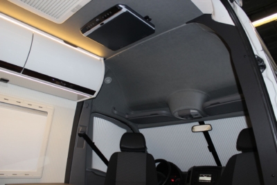 lakoauto biwak egyedi lakoauto gyartas vw crafter 2014 kesz 000210EA1C748 C1B7 B9B5 B1D2 C908E185CFAD