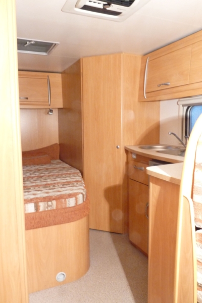 munka jarmu biwak egyedi lakoauto gyartas chausson roadshow auto 2009 epul 00001C765C33F FCE7 6251 836A 5A30883BCED0 munka jarmu biwak egyedi lakoauto gyartas chausson roadshow auto 2009 epul 00001C765C33F FCE7 6251 836A 5A30883BCED0