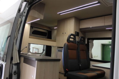 munka jarmu biwak egyedi lakoauto gyartas fiat ducato mobil iroda 2016 kesz 0000117019A1C 9164 0724 DD3E 41CA2A2FD8FC munka jarmu biwak egyedi lakoauto gyartas fiat ducato mobil iroda 2016 kesz 0000117019A1C 9164 0724 DD3E 41CA2A2FD8FC