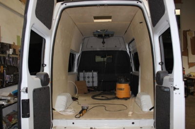 munka jarmu biwak egyedi lakoauto gyartas ford transit sugarvedelmi merokocsi 2014 epul 000063654DDD2 362F 0A2A 5151 929F95475070