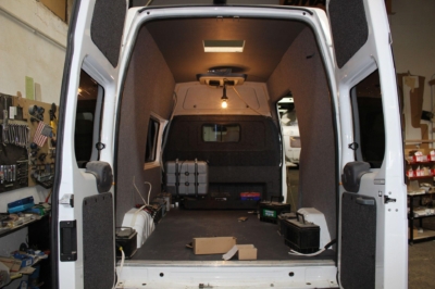 munka jarmu biwak egyedi lakoauto gyartas ford transit sugarvedelmi merokocsi 2014 epul 00007F2274C09 D887 A133 98CF 109E849ED492