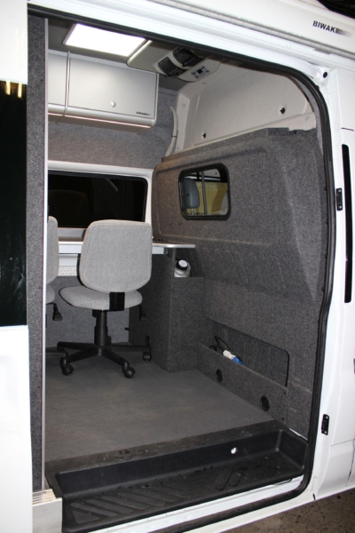 munka jarmu biwak egyedi lakoauto gyartas ford transit sugarvedelmi merokocsi 2014 kesz 000137DF66452 967D 080E AD20 EABE9967ABDA