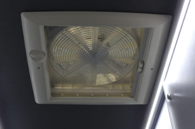 munka jarmu biwak egyedi lakoauto gyartas ford transit sugarvedelmi merokocsi 2014 kesz 00024A58FBB07 5D3D 370D 7FCF 91E08F9ADB33