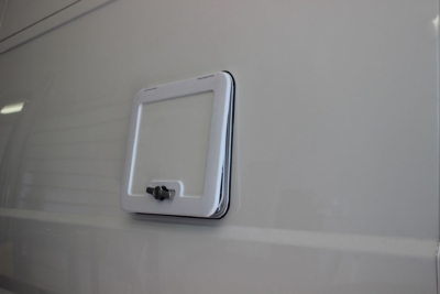 munka jarmu biwak egyedi lakoauto gyartas peugeot boxer 2016 epul 00021758FFC4B FB3B 116D 3D3E E8E7D508F4A0