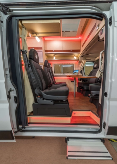 munka jarmu mobil telephely biwak egyedi lakoauto gyartas fiat ducato 2019 kesz 0000489BED2D2 4333 A813 EE4B 9F735C080321