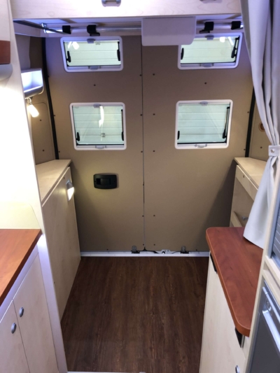munka jarmu mobil telephely biwak egyedi lakoauto gyartas fiat ducato 2019 kesz 000315504F323 702F BF41 6FA9 BF2C04AF63E0