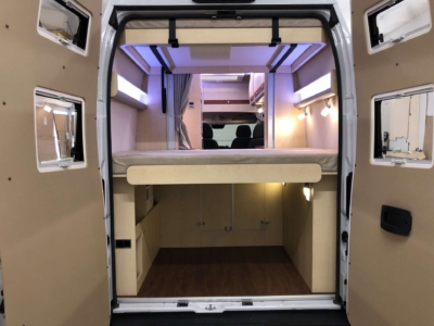 munka jarmu mobil telephely biwak egyedi lakoauto gyartas fiat ducato 2019 kesz 000350368B554 2F22 E3EB 03BA 763D660190CC