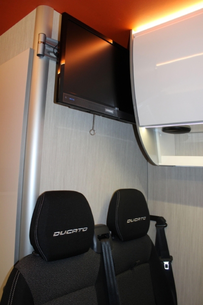 specialis lakojarmu biwak egyedi lakoauto gyartas fiat ducato motorszallito 2015 kesz 0002503A42992 29AD 2A97 E2B5 9BDD129871EF
