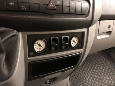 specialis lakojarmu biwak egyedi lakoauto gyartas mb sprinter motorszallito 2017 epul 0000281DC1418 113F 3B9B 740F DC9D8A17619E
