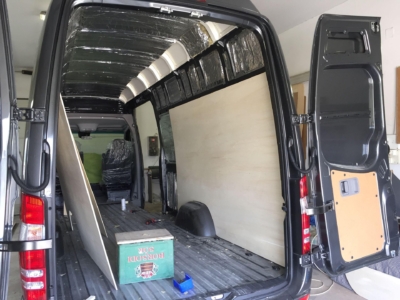 specialis lakojarmu biwak egyedi lakoauto gyartas mb sprinter motorszallito 2017 epul 000045BA668DA 5DB4 A897 E2E4 09B66D61C9CE
