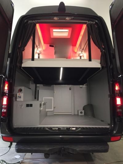 specialis lakojarmu biwak egyedi lakoauto gyartas mb sprinter motorszallito 2017 kesz 00024CCBC095E 0CB9 99FD 5632 ECB9DA0C4938