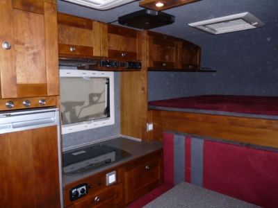specialis lakojarmu biwak egyedi lakoauto gyartas pickup felepitmeny 2009 kesz 00002F23575C6 B3EF 3FD7 FE97 A276B07388FC specialis lakojarmu biwak egyedi lakoauto gyartas pickup felepitmeny 2009 kesz 00002F23575C6 B3EF 3FD7 FE97 A276B07388FC