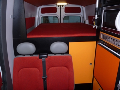 specialis lakojarmu biwak egyedi lakoauto gyartas renault master gokart szallito 2009 kesz 000228660C4DC 2BEF ED81 0DA3 75CFC1B9BD90