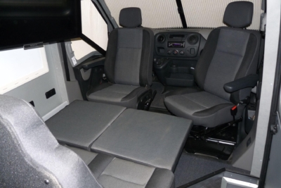 specialis lakojarmu biwak egyedi lakoauto gyartas renault master gokart szallito 2014 kesz 000155F7EF579 8A0A A58F FC2F BAD5191276AC specialis lakojarmu biwak egyedi lakoauto gyartas renault master gokart szallito 2014 kesz 000155F7EF579 8A0A A58F FC2F BAD5191276AC