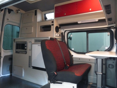 specialis lakojarmu biwak egyedi lakoauto gyartas renault trafic motorszallito 2009 kesz 00012E63972A5 1008 174F E583 0624AB425BF7